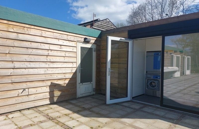 Wasunit op camperpark viermannekesbrug